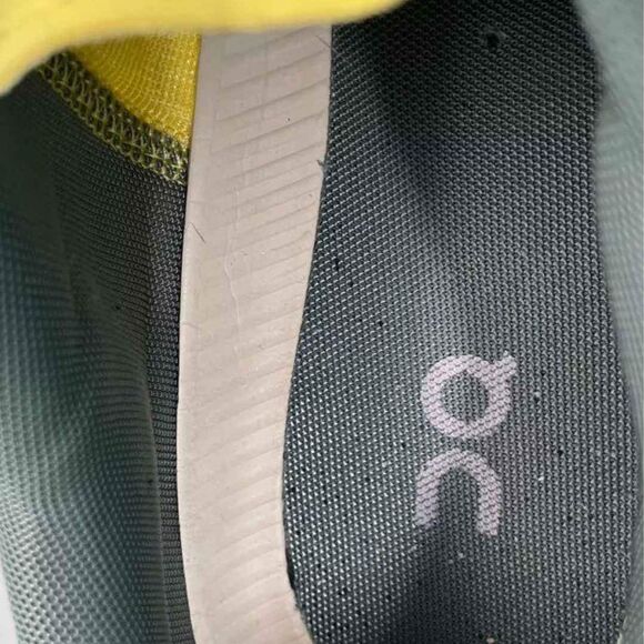 ON Cloud Cloudflow V2 Citrus Sea Running Tennis Shoe Sneakers Men 10 Women 11.5 - Picture 7 of 8